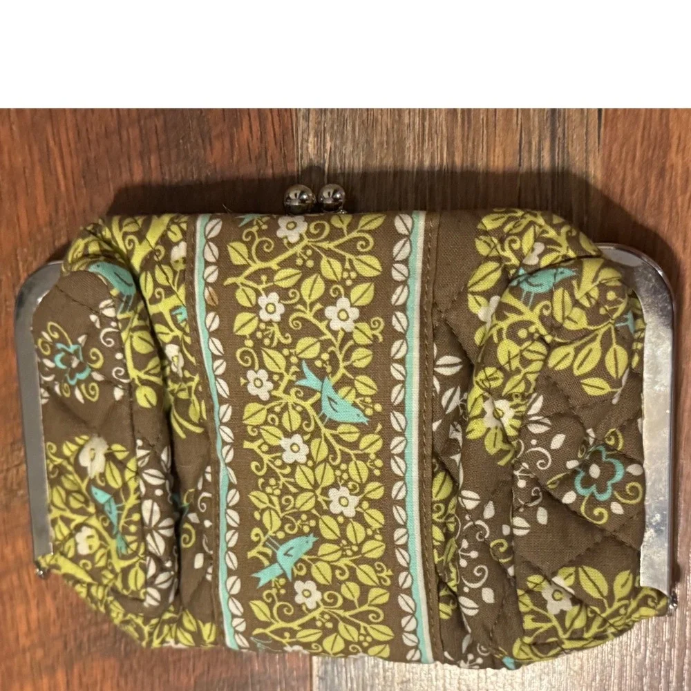 Vera Bradley Kisslock‎ Clutch Wallet Retired 